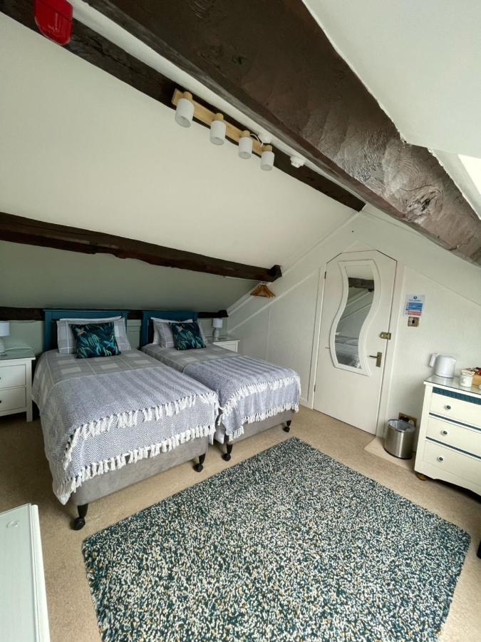 Гостевой дом Rosegarth 4*